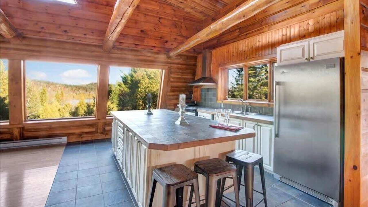 Photo of Kitchen in St-Adolphe-d'Howard