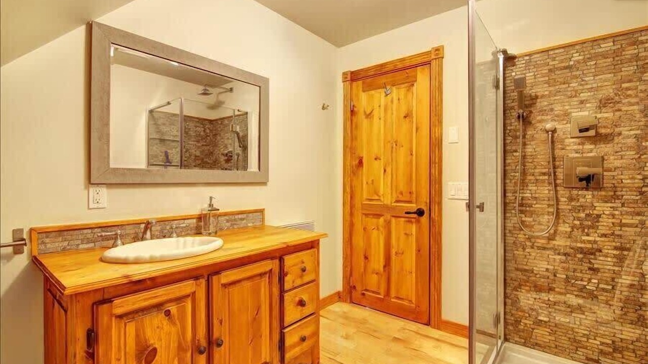 Photo of Bathroom in St-Adolphe-d'Howard