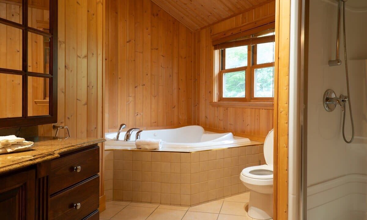 Photo of Bathroom in Fiddler Lake Resort
