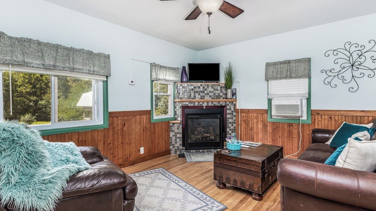 Photo of Livingroom in Boscobel