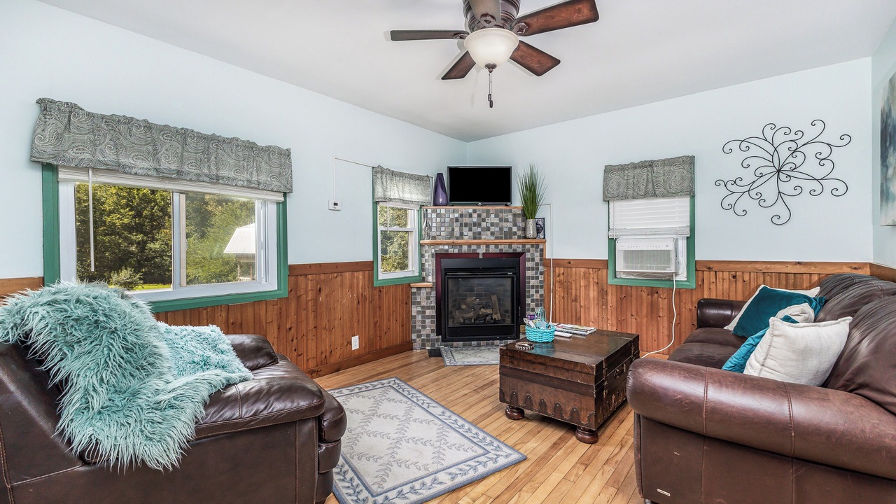 Photo of Livingroom in Boscobel