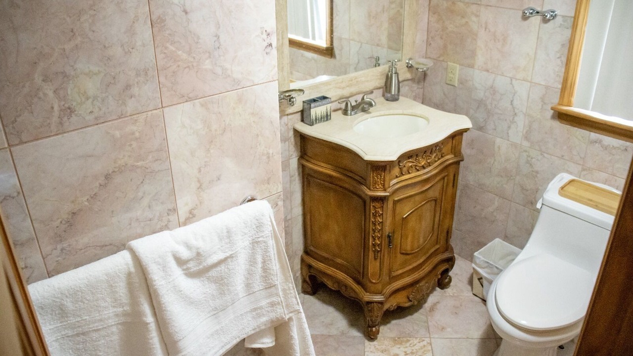 Photo of Bathroom in Speculator