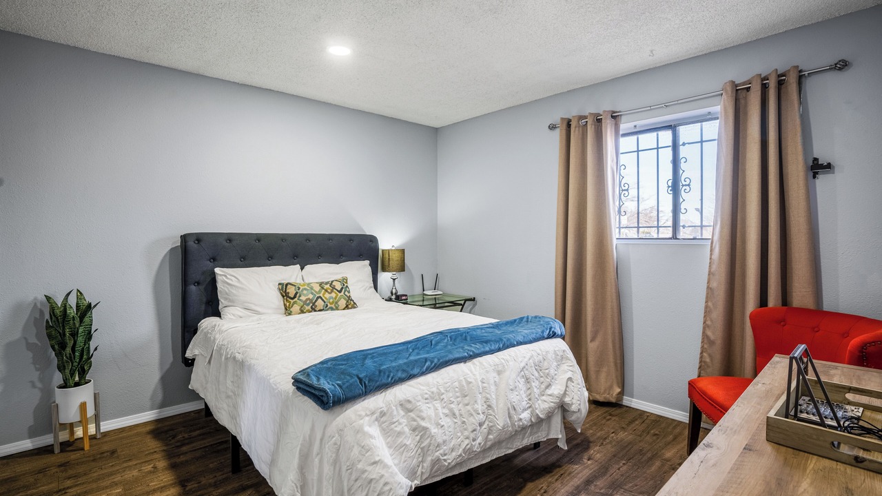 Photo of Bedroom in Uptown