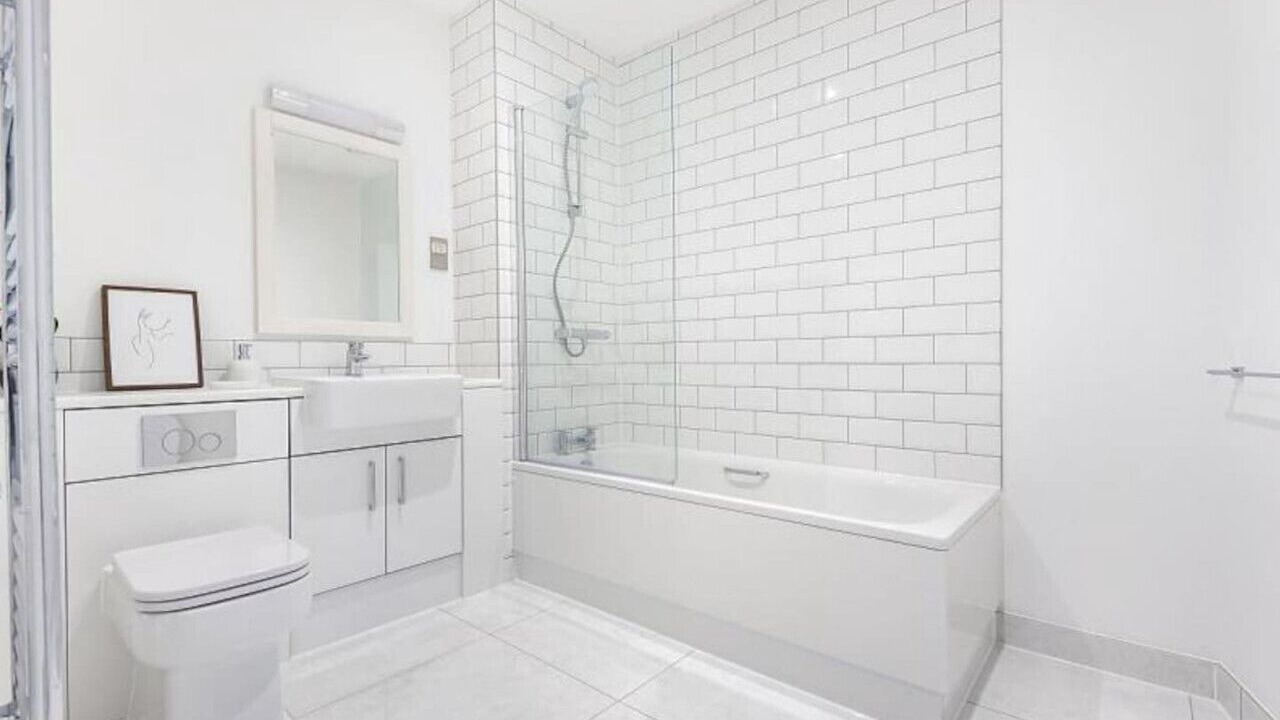 Photo of Bathroom in Hayling Island