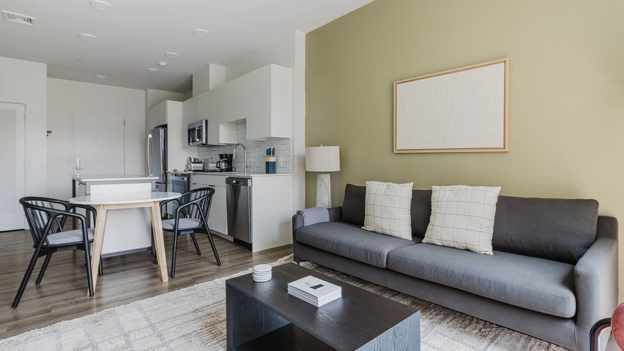 Photo of Livingroom in Revere