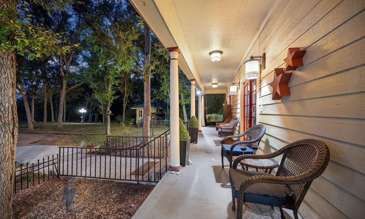 Photo of Patio Balcony in Taylor