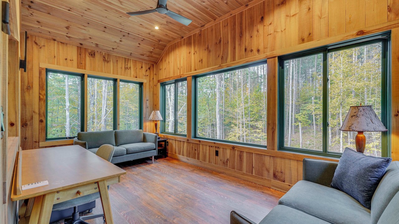 Photo of Livingroom in Keene