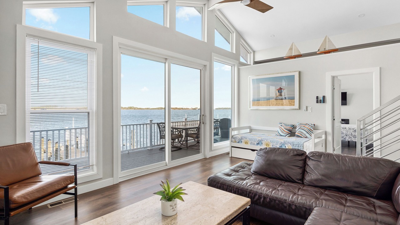 Photo of Livingroom in Ocean Pines