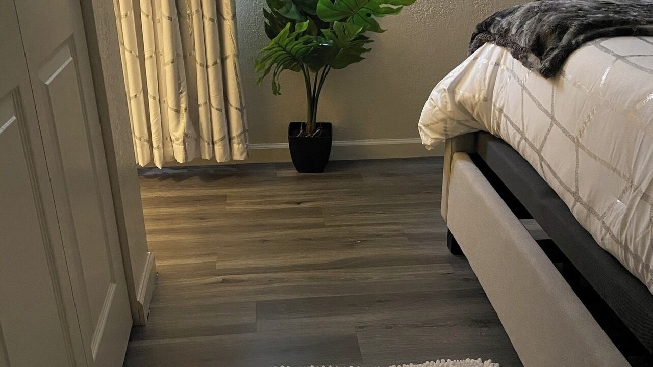 Photo of Bedroom in Olympia Heights