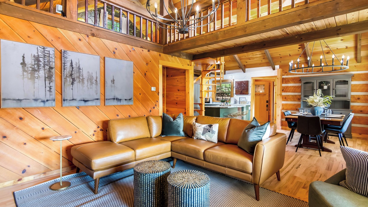 Photo of Livingroom in Hidden Lake