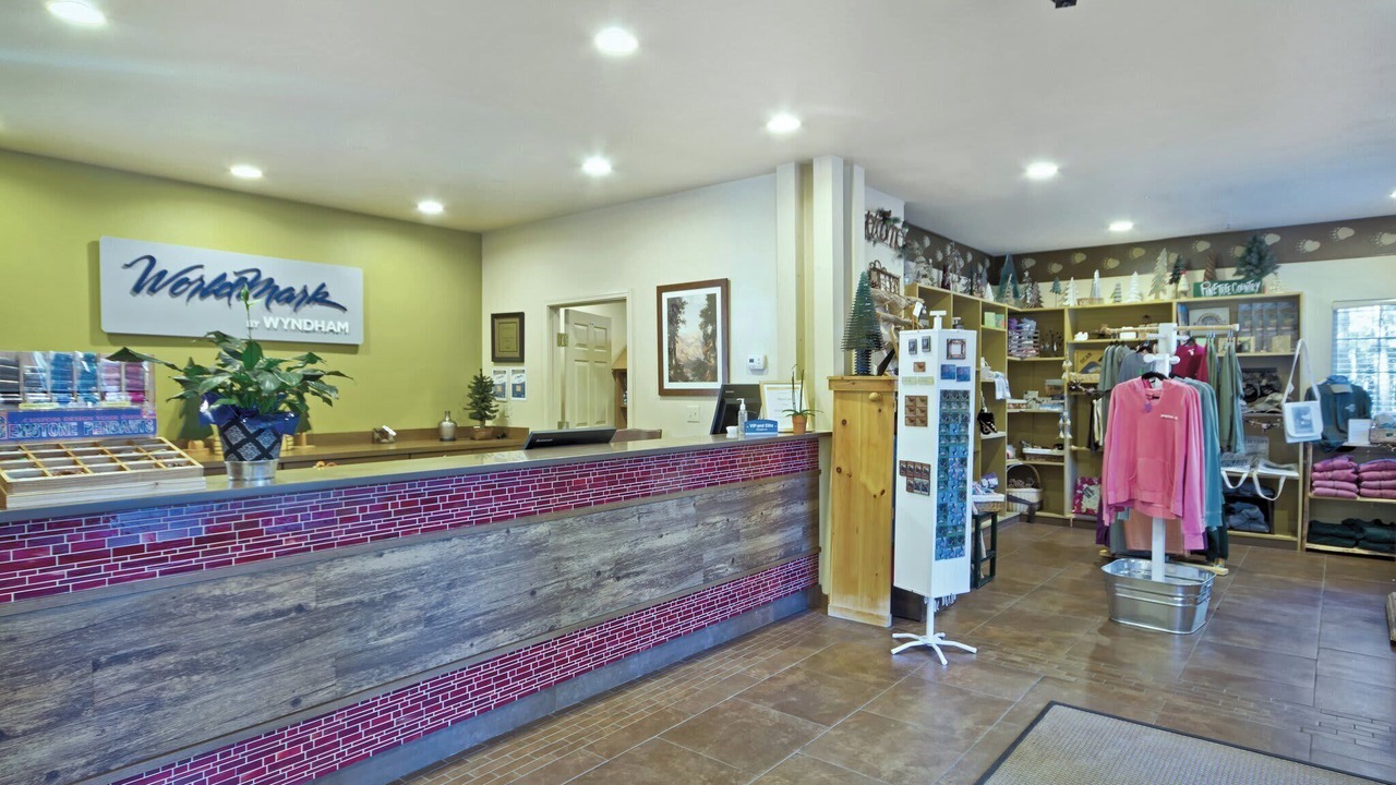 Photo of Others in Pinetop