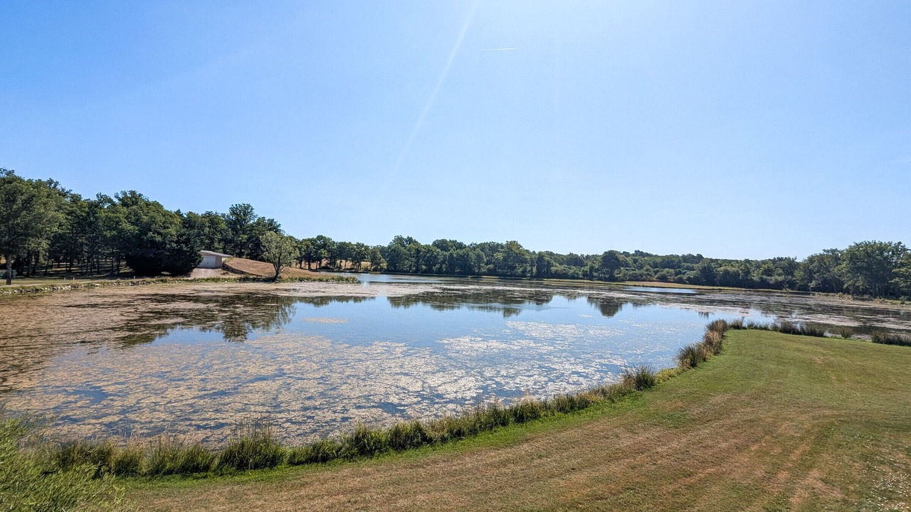 Photo of Others in Velles