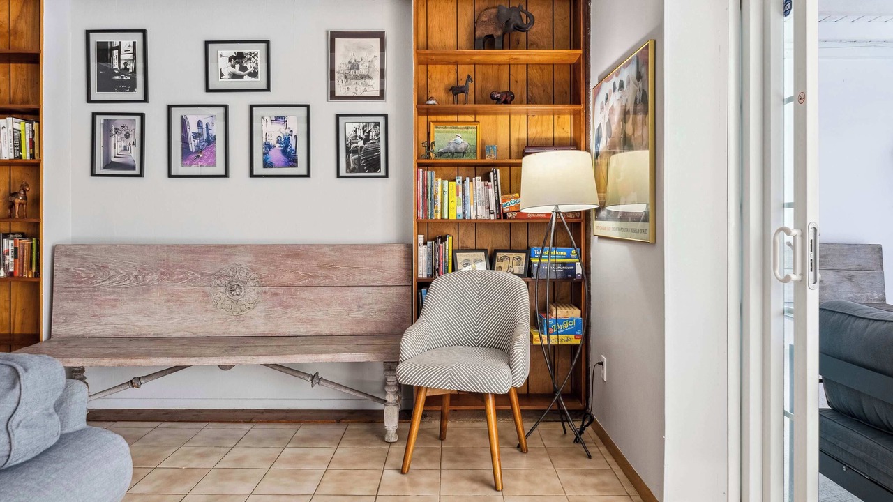 Photo of Livingroom in Pinecrest