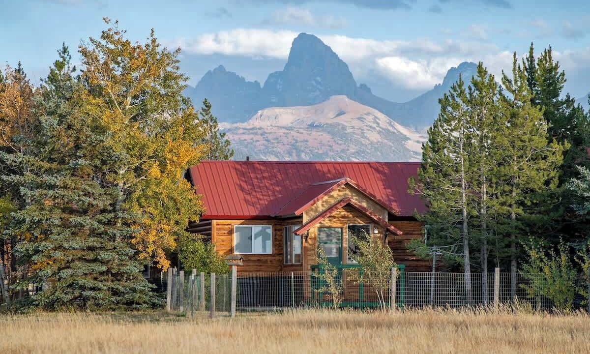 Photo of Outdoor in Leigh Creek Estates