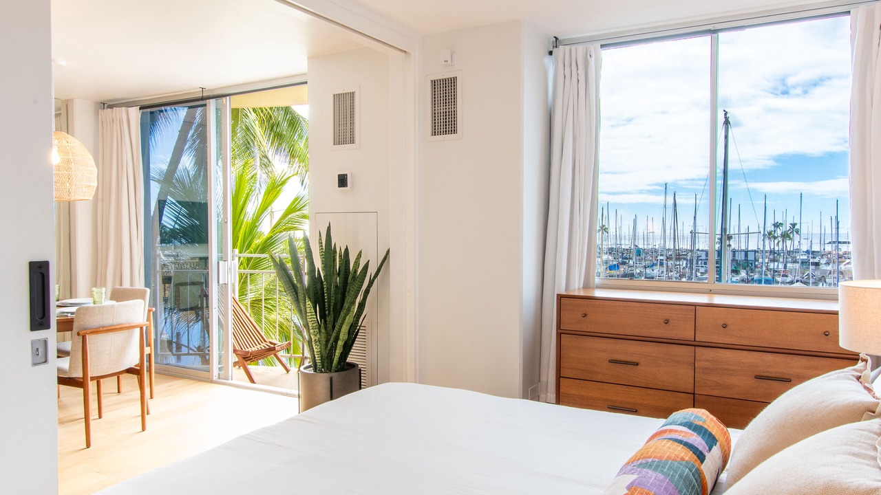 Photo of Others in Waikiki