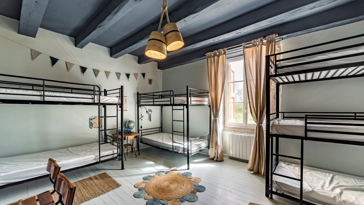 Photo of Bedroom in Mezeriat