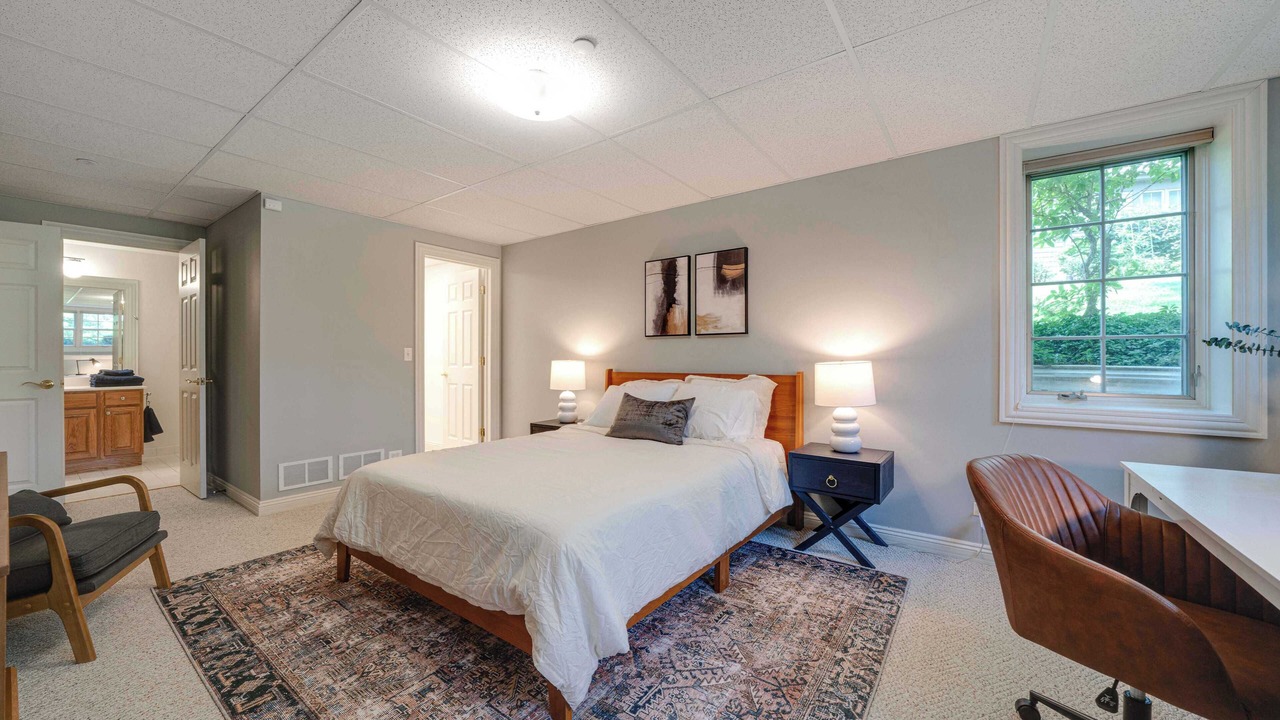 Photo of Bedroom in Russell