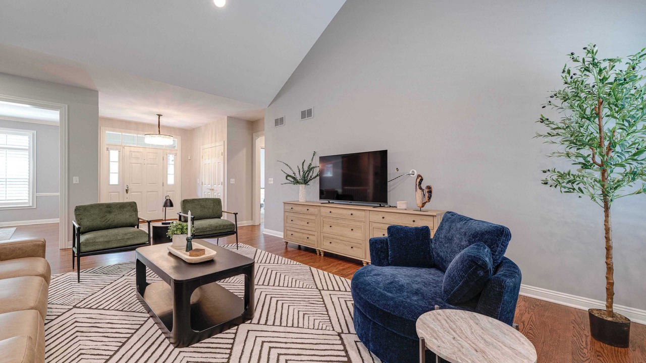 Photo of Livingroom in Russell