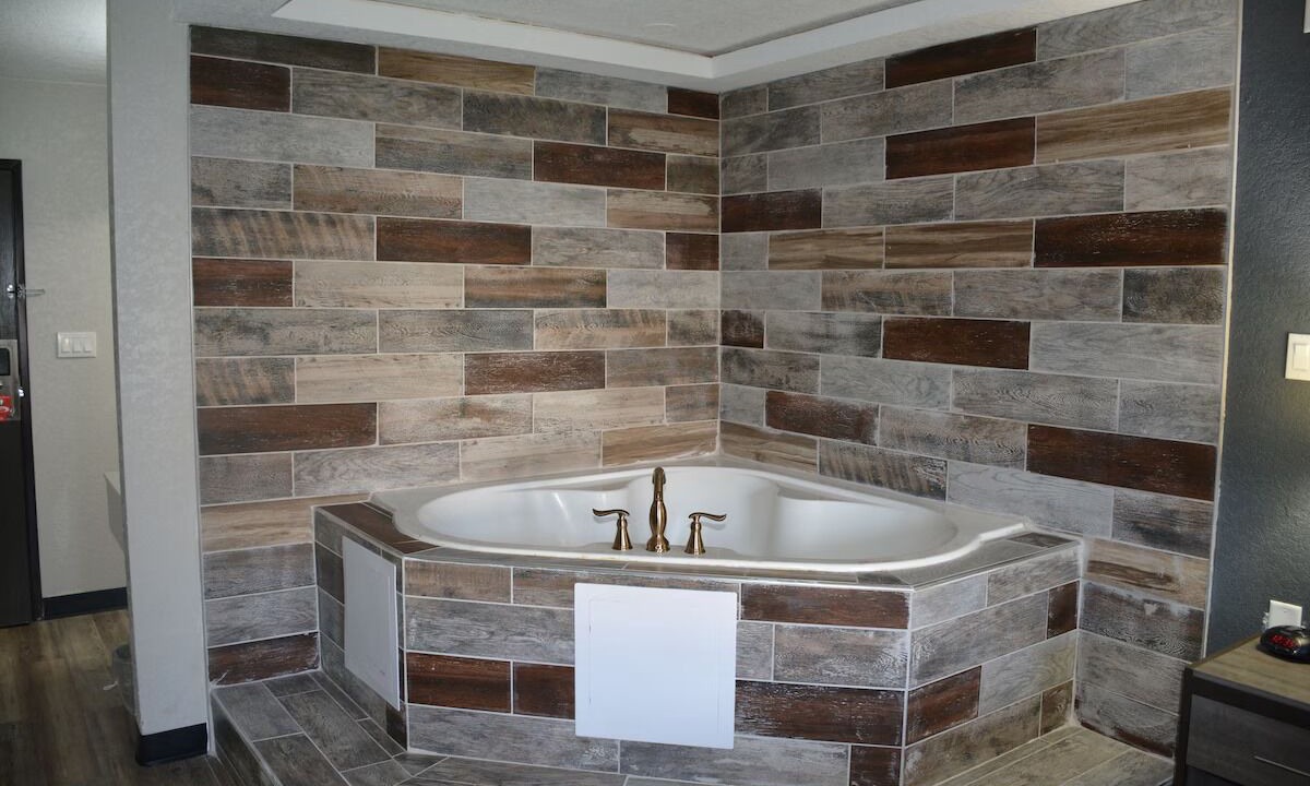 Photo of Bathroom in Lovington