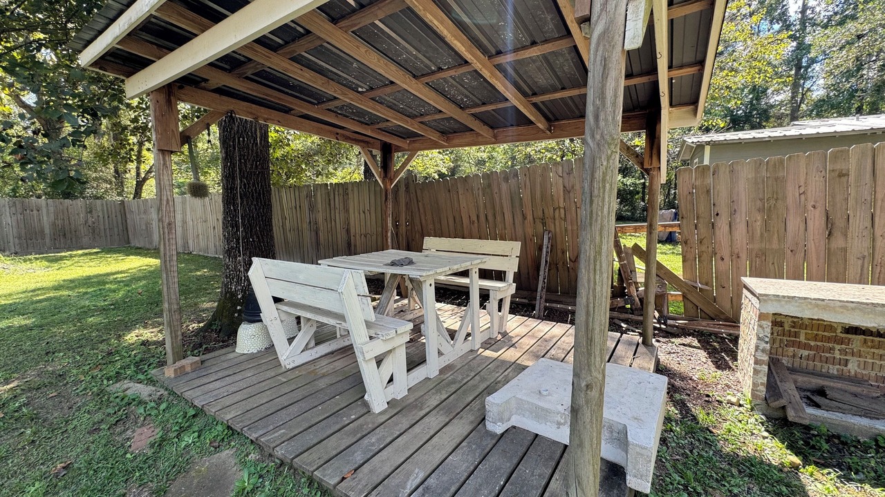 Photo of Outdoor in Livingston
