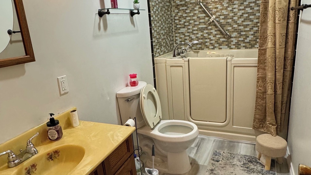 Photo of Bathroom in Livingston