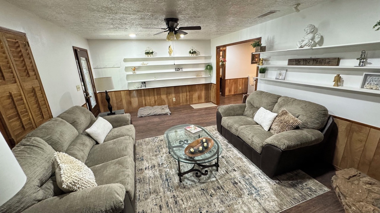 Photo of Livingroom in Livingston