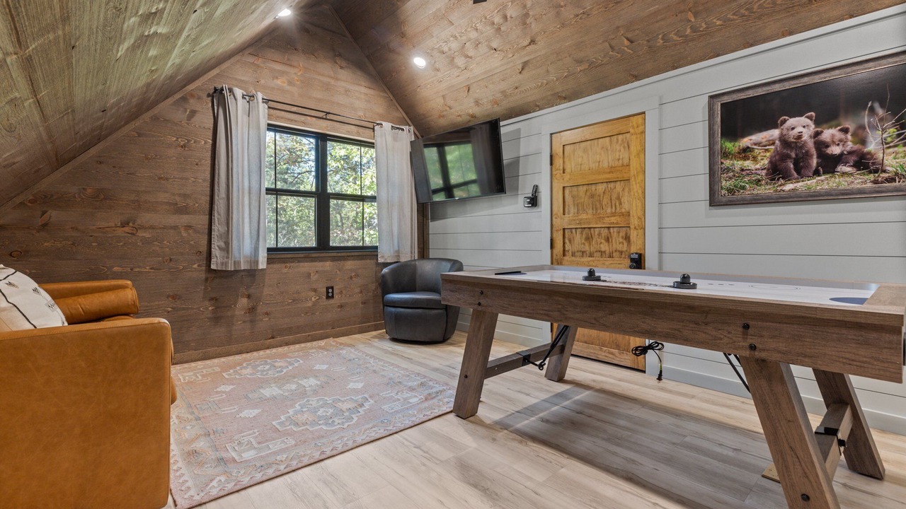 Photo of Livingroom in Shirley