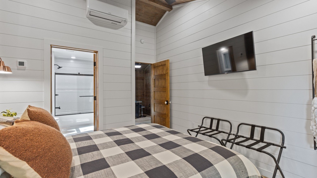 Photo of Bedroom in Shirley