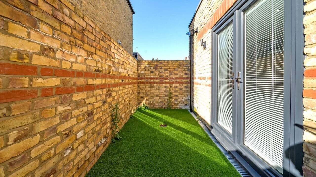 Photo of Outdoor in Tooting