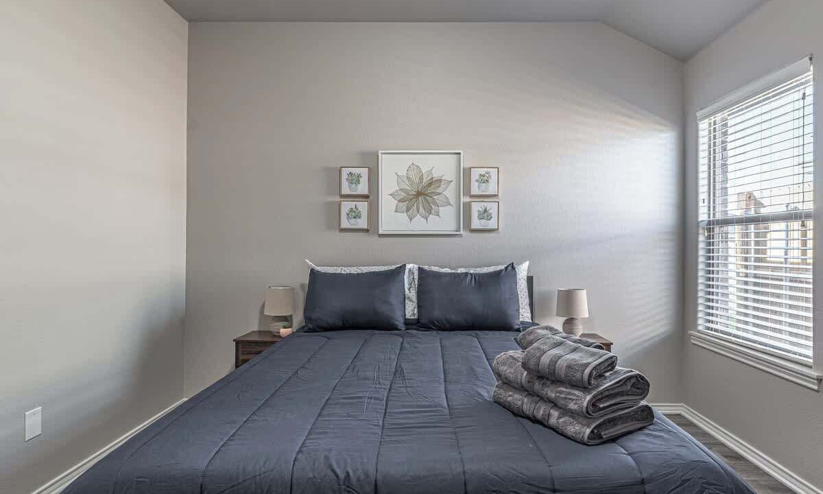 Photo of Bedroom in Shallowater