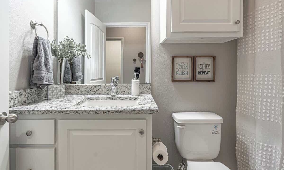 Photo of Bathroom in Shallowater