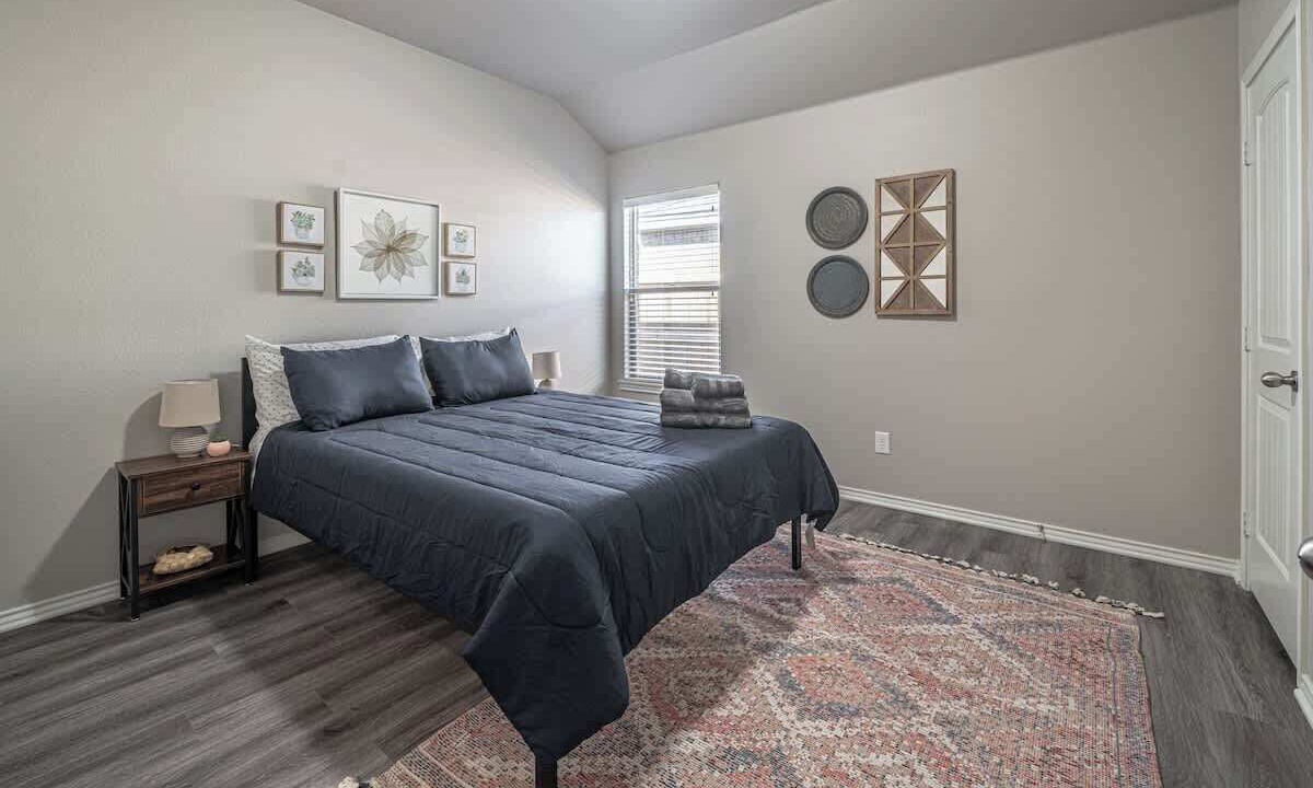 Photo of Bedroom in Shallowater