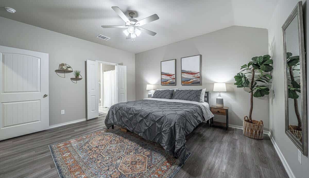 Photo of Bedroom in Shallowater