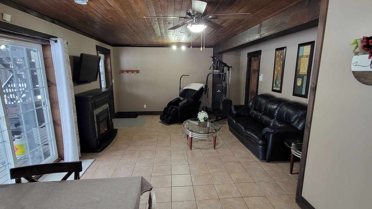 Photo of Livingroom in Reidville