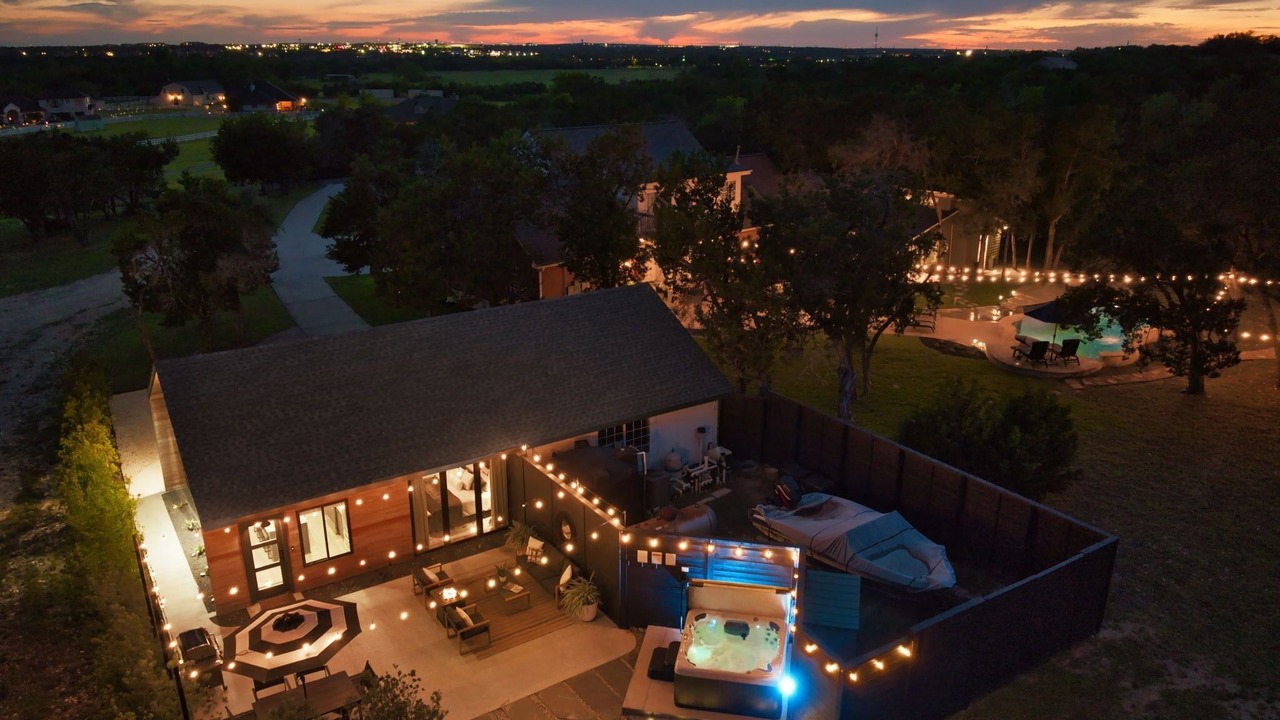 Photo of Outdoor in Brushy Creek