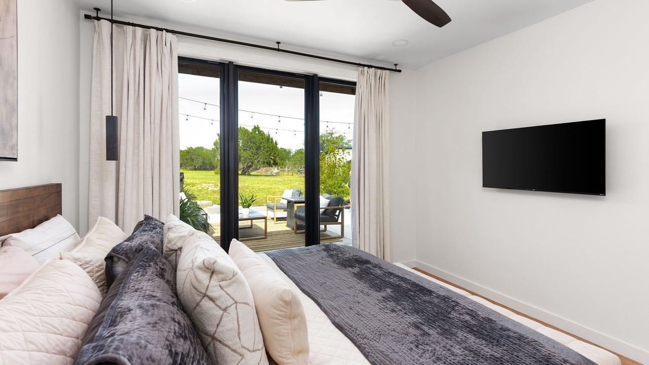 Photo of Bedroom in Brushy Creek