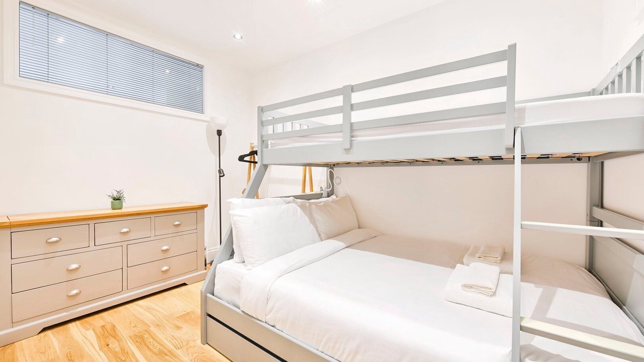 Photo of Bedroom in Southfield