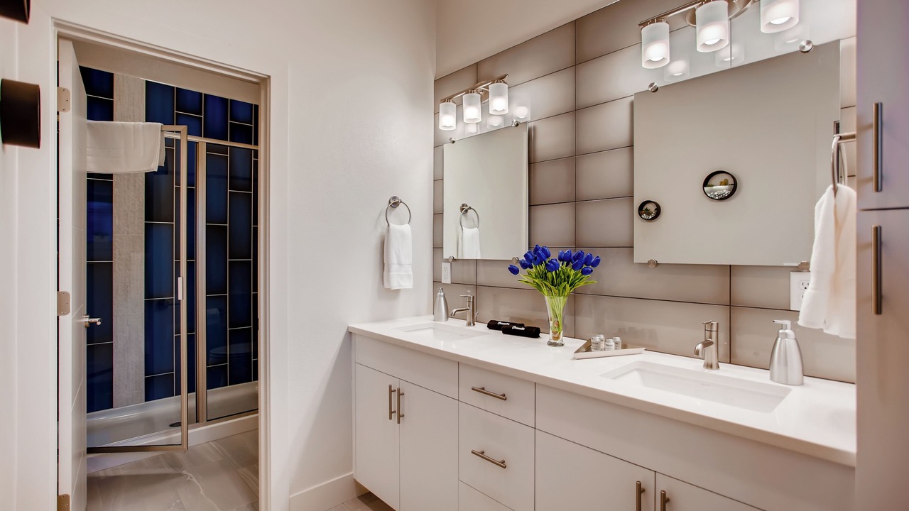 Photo of Bathroom in Old Town North