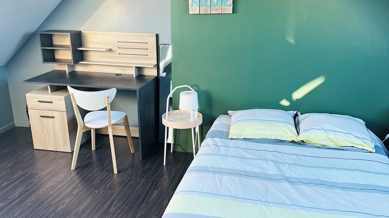 Photo of Bedroom in Larmor-Plage