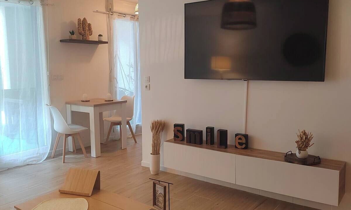 Photo of Livingroom in ZAC Andromede