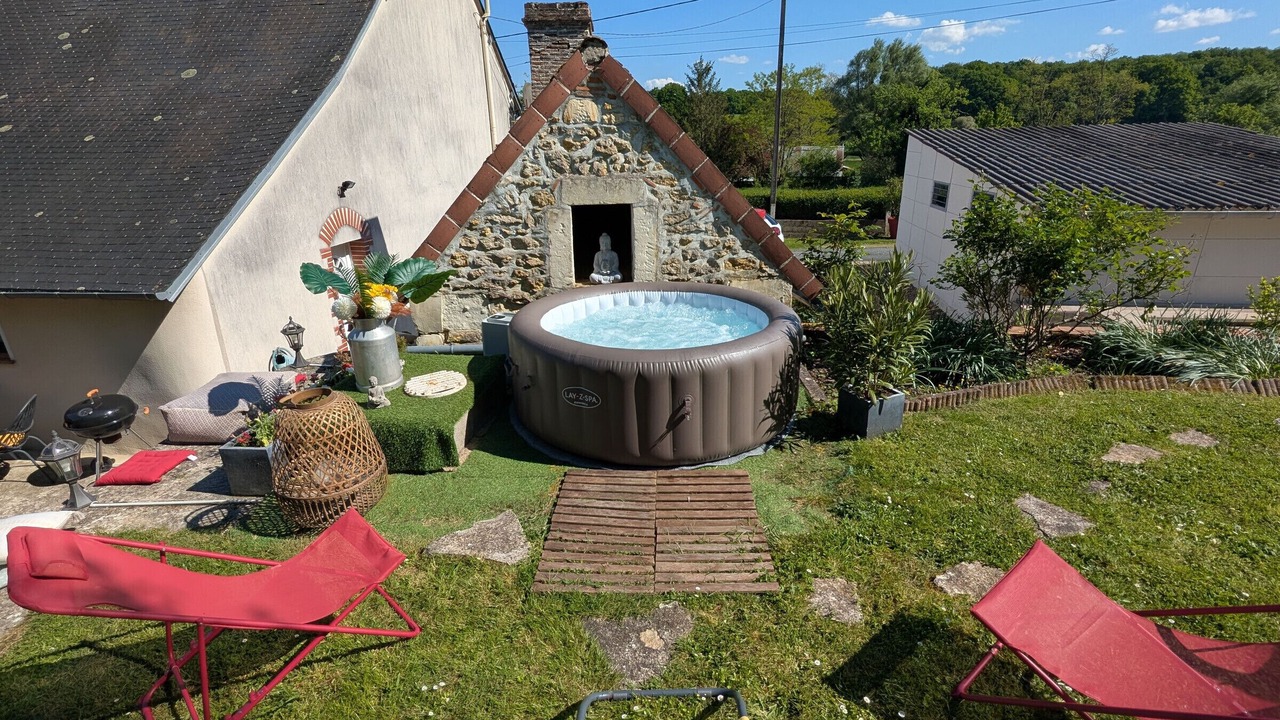 Photo of Patio Balcony in Rouvres-les-Bois