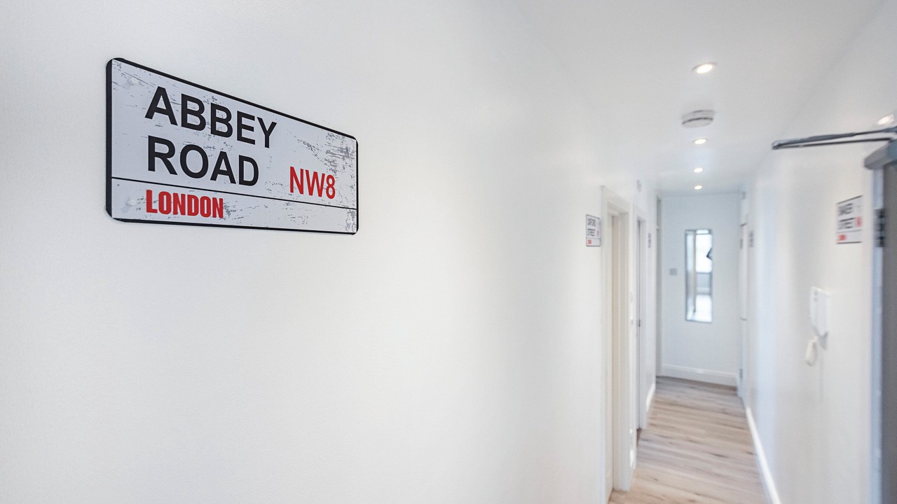 Photo of Others in Brondesbury