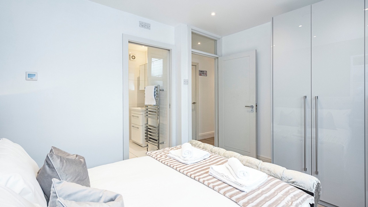 Photo of Bedroom in Brondesbury