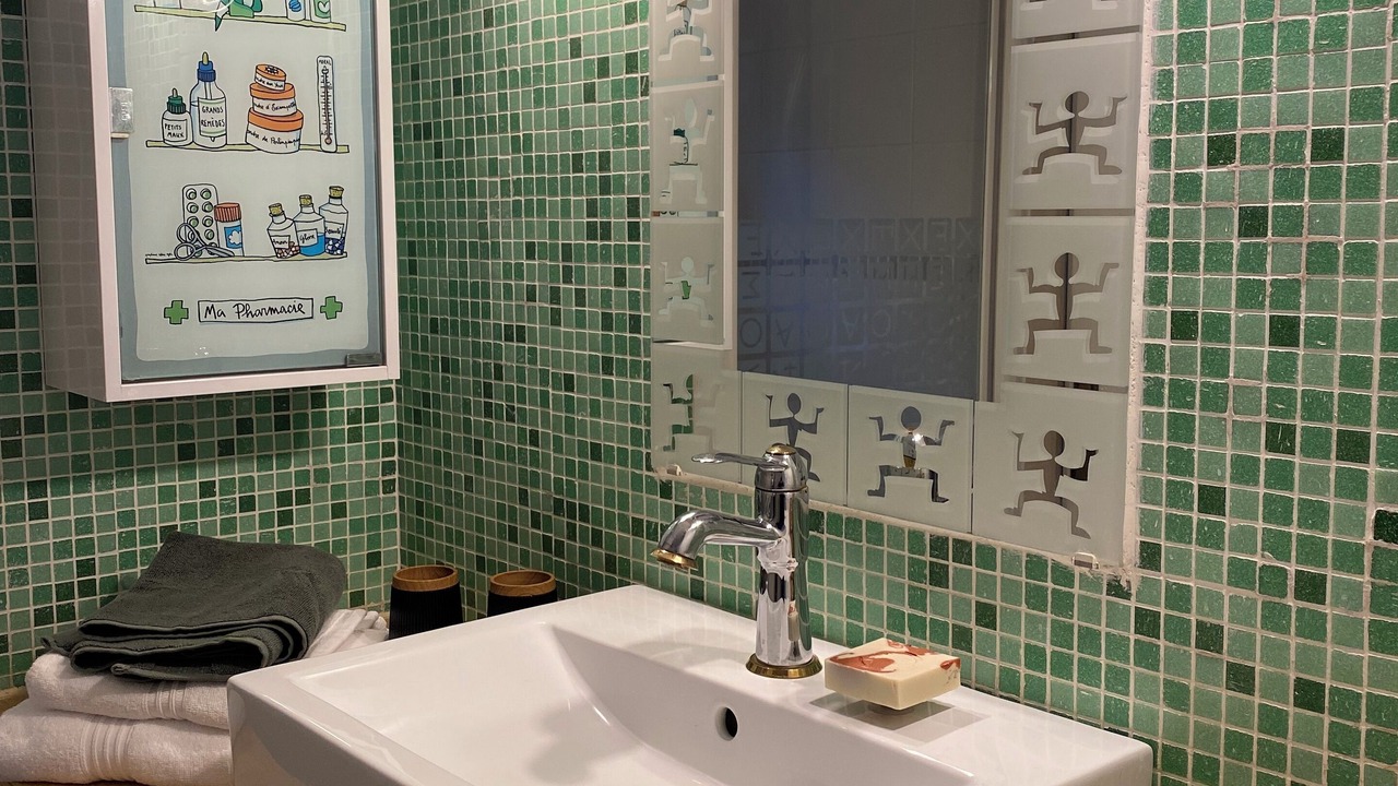 Photo of Bathroom in La Chapelle-Janson