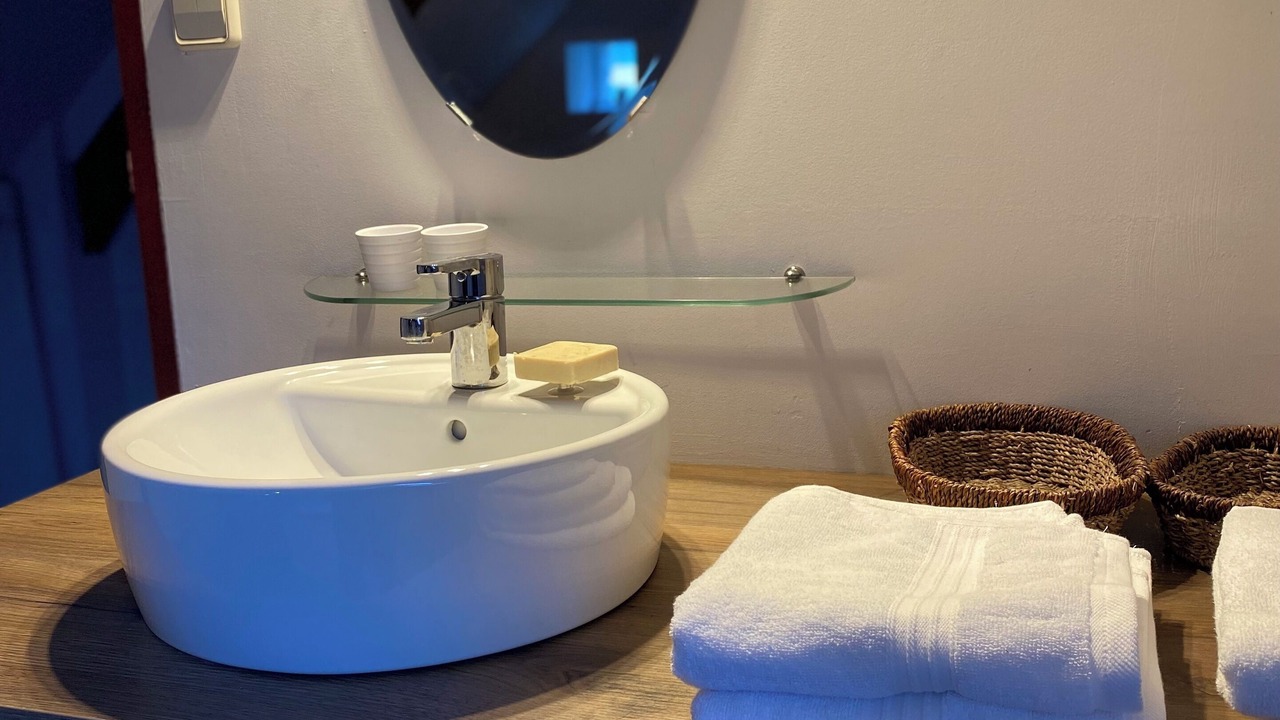 Photo of Bathroom in La Chapelle-Janson