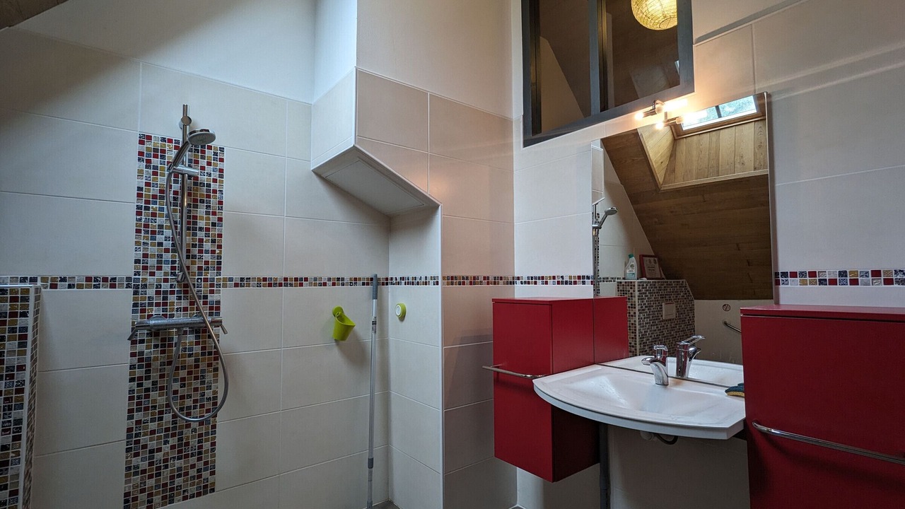 Photo of Bathroom in Pouligny-Saint-Pierre