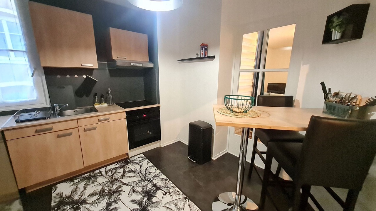 Photo of Kitchen in Saint Nicolas - Charles III - Ville vieille - Trois Maisons - Leopold