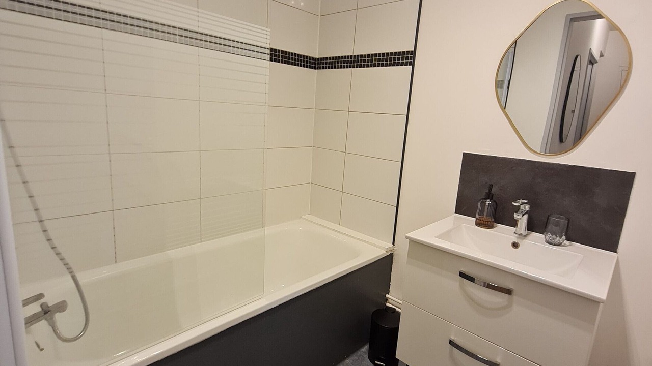 Photo of Bathroom in Saint Nicolas - Charles III - Ville vieille - Trois Maisons - Leopold