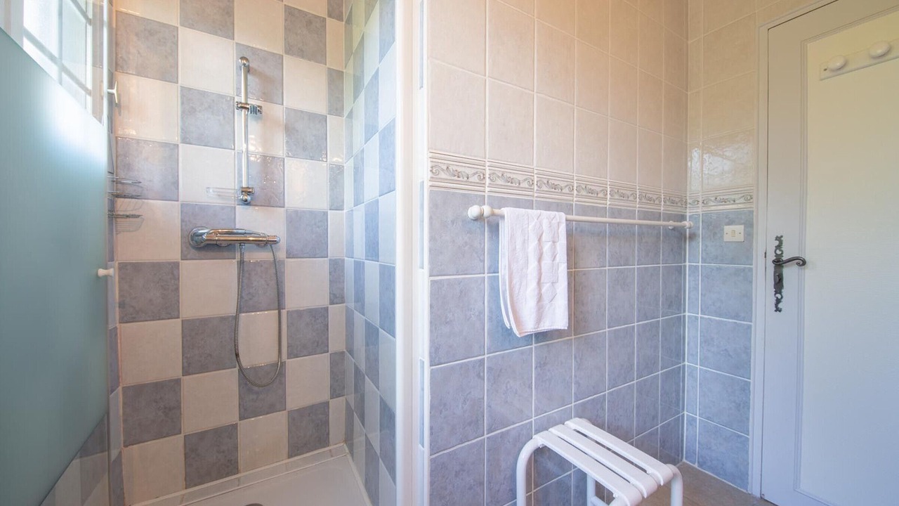 Photo of Bathroom in Saint-Benoit-sur-Loire