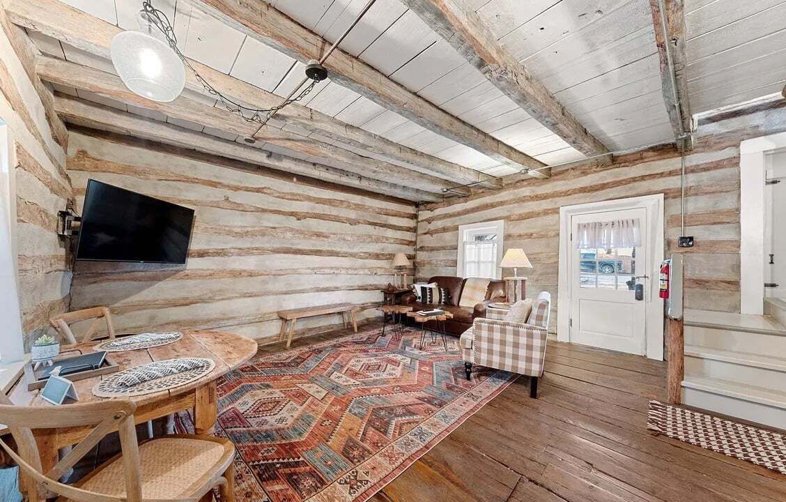 Photo of Livingroom in Augusta